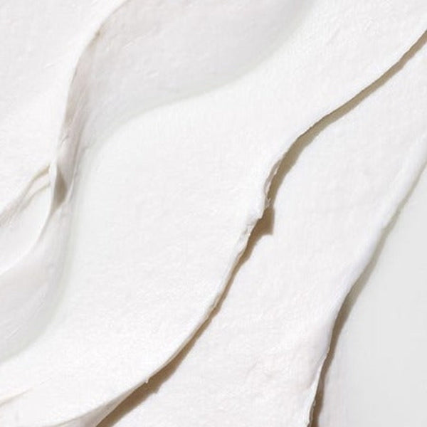 Moroccanoil Molding Cream texture