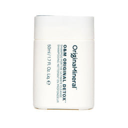 O&M Original Detox Shampoo bottle