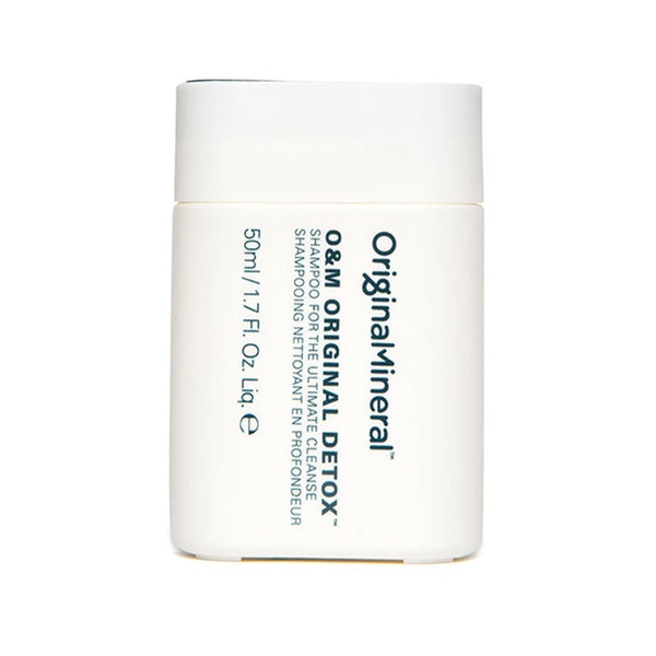 O&M Original Detox Shampoo bottle